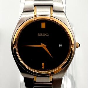 Vintage 1996 Seiko watch two tone, 34mm size case, 7in size wrist bracelet